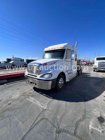 2005 Freightliner Columbia