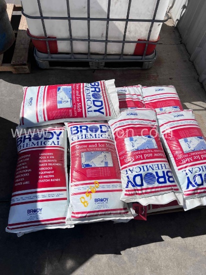 11 Bags of Snow Melt