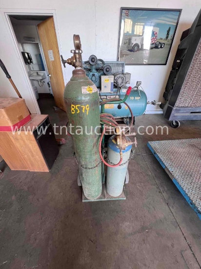 Torch w/Bottles