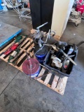 PALLET OF MISC HAND PUMPS AND 5 GALLON BUCKETS
