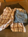 2pr Shorts size 30 1pr Pants