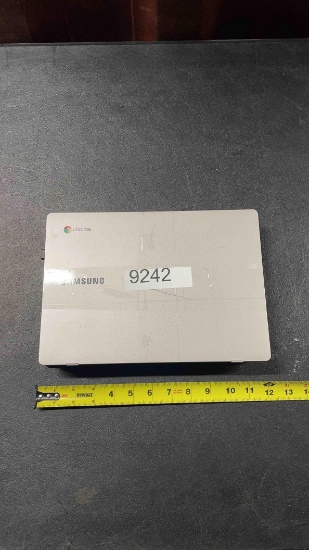 3 SAMSUNG LAPTOPS