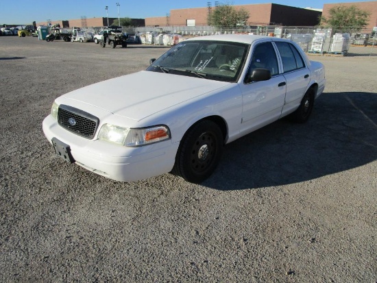2110 Ford Crown Vic
