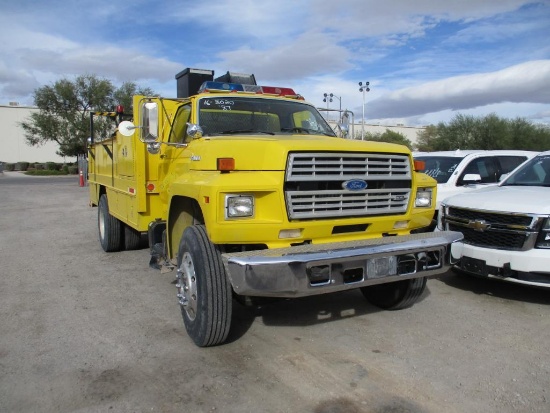 1987 Ford F-800 Water Tender