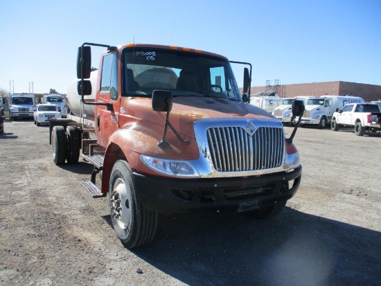 2005 Intl 4300 SBA Water Truck