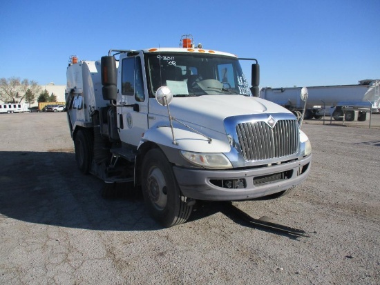 2008 Intl/Tymco 600 Air Sweeper