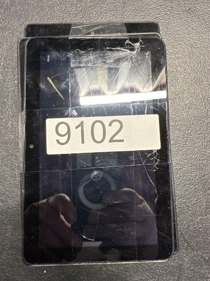 4 AMAZON FIRE TABLETS