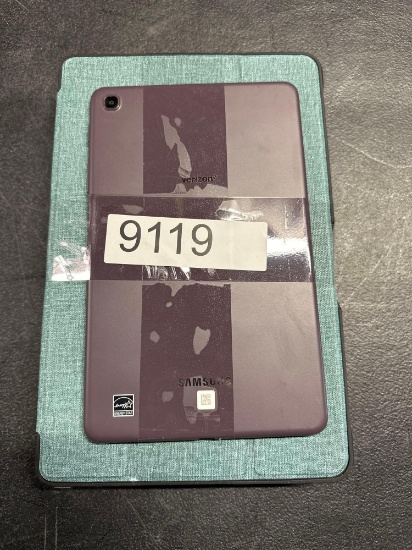 5 SAMSUNG TABLETS