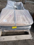 Pallet w/ pins and misc