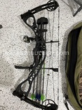 Hoyt compound bow