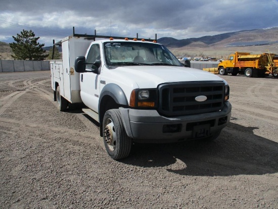 2006 Ford F-450 Utility