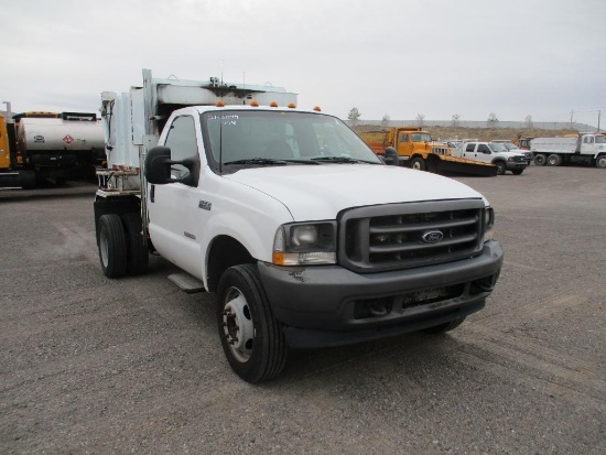 2004 Ford F-450 Garbage Truck