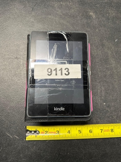 5 KINDLE E-READERS