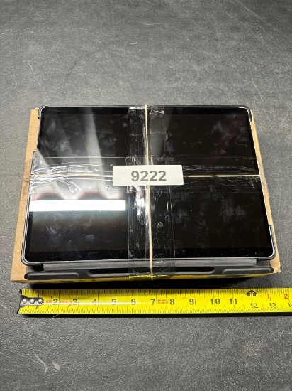 2 MICROSOFT SURFACES WITH KEYBOARDS