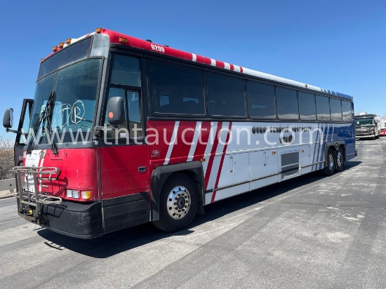 2003 Motor Coach D4500 Bus