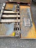 Skidsteer couplers