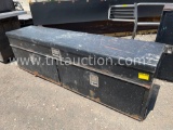 Truck toolbox