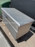 Truck toolbox