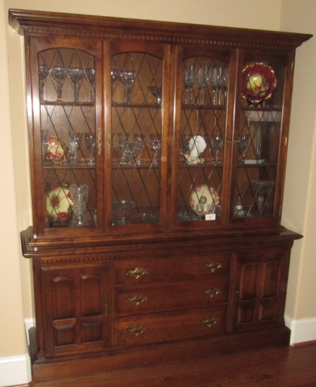 Ethan Allen Georgian Court China Hutch.