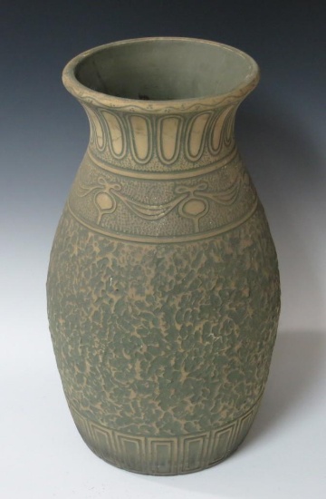 Robinson Ranbottom Floor Floor Vase