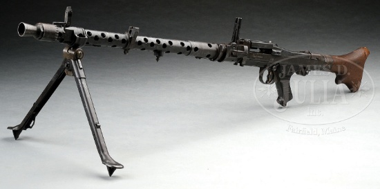**GERMAN MG34 MACHINE GUN DEWAT CAPTURED NEAR SAABRUCKEN, GERMANY WINTER 1944-45
