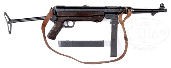 **FINE ORIGINAL GERMAN WWII MP-40 MACHINE GUN (CURIO & RELIC).