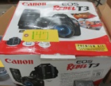 Canon E0S rebel T3 camera kit