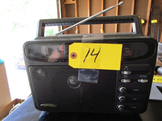 AM/FM Radio