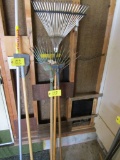 4 Metal Rakes