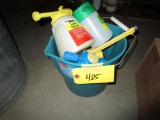 Plastic Bucket with Lawn Chemical Sprayers