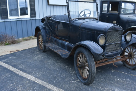 Vintage & Collector Auto Parts & Cars Auction