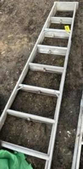 8' Wooden Step Ladder
