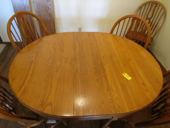 Nice Keller Oak Table, 6 Chairs, 3 Leaves