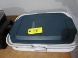 Pyrex Container with Case