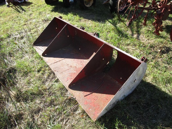 Tractor Bucket