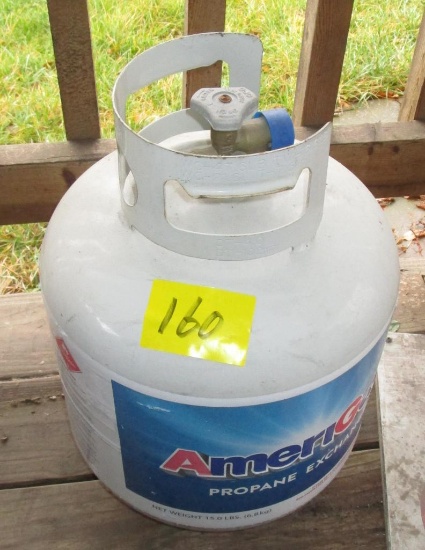 Full 20lb Propane Tank