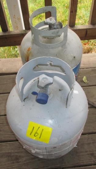 Full 20lb Propane Tank