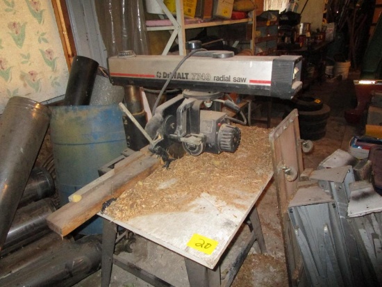 Dewalt 7749 Radial Saw and Stand