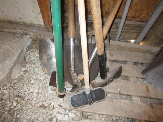 Shovels, Polesaw. Sledge Hammer, Misc.