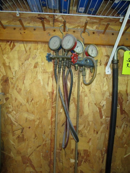 R12 and R134a Gauges