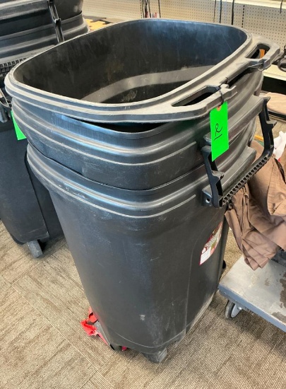3- Trash Cans