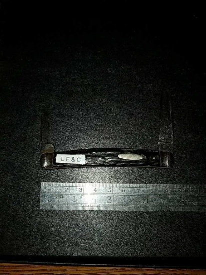 LF & C USA double blade knife
