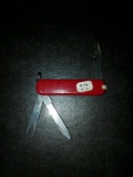 Victorinox 2