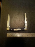 Case xx,  6 dot, muskrat, 2 blade