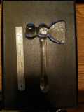 Glass hatchet