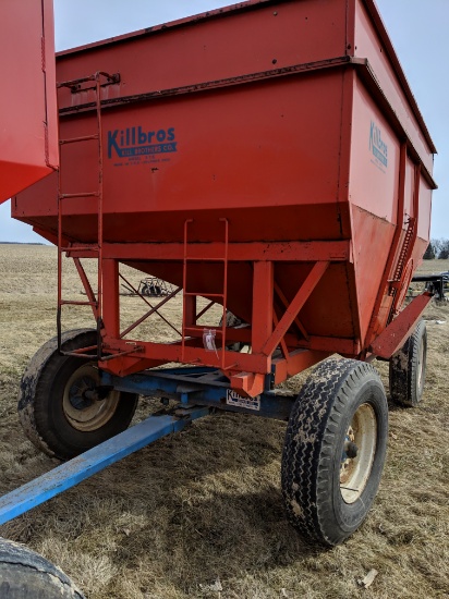 KILL BROS 375 GRAVITY FED HOPPER WAGON