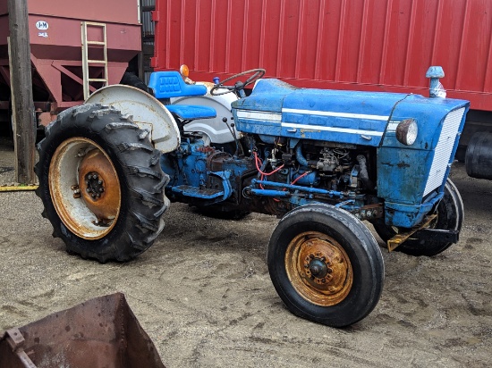 FORD 2000, GAS, PS, 3 PT, LIVE PTO