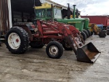 IH 574 WITH 2250 LOADER