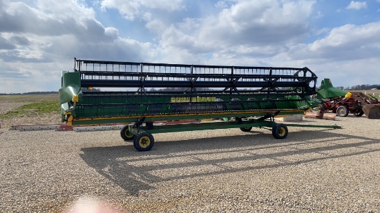 JOHN DEERE 925F -FULL FINGER FLEX CUTTING PLATFORM