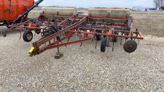 494 IH CORN PLANTER
